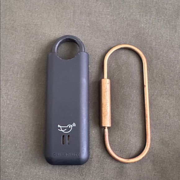 Black BIRDIE Personal Safety Alarm - Picture 2 of 3